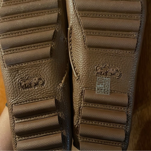 COACH Shoes Womens Size 8B Brown Leather CROSBY DRIVER Slip On Flat Turnlock - Picture 4 of 8